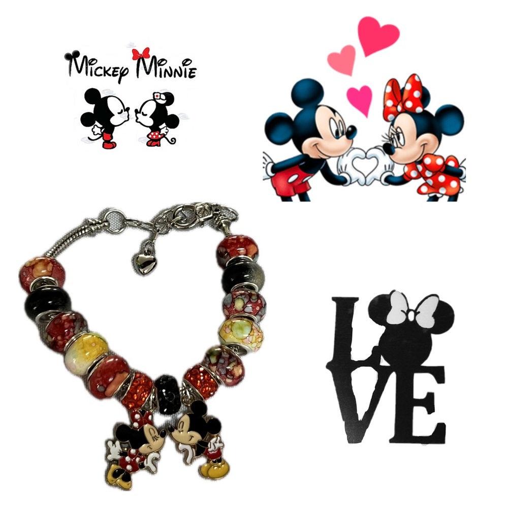 Mickey and Minnie Kissing Charm Bracelet